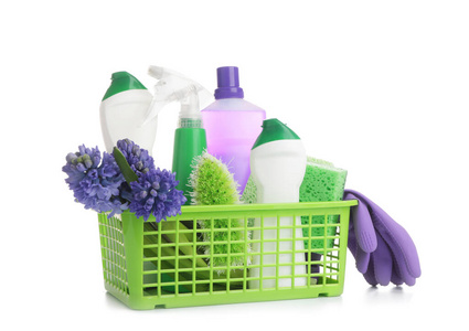 清洁与维护 门用五金件的专业保养指南